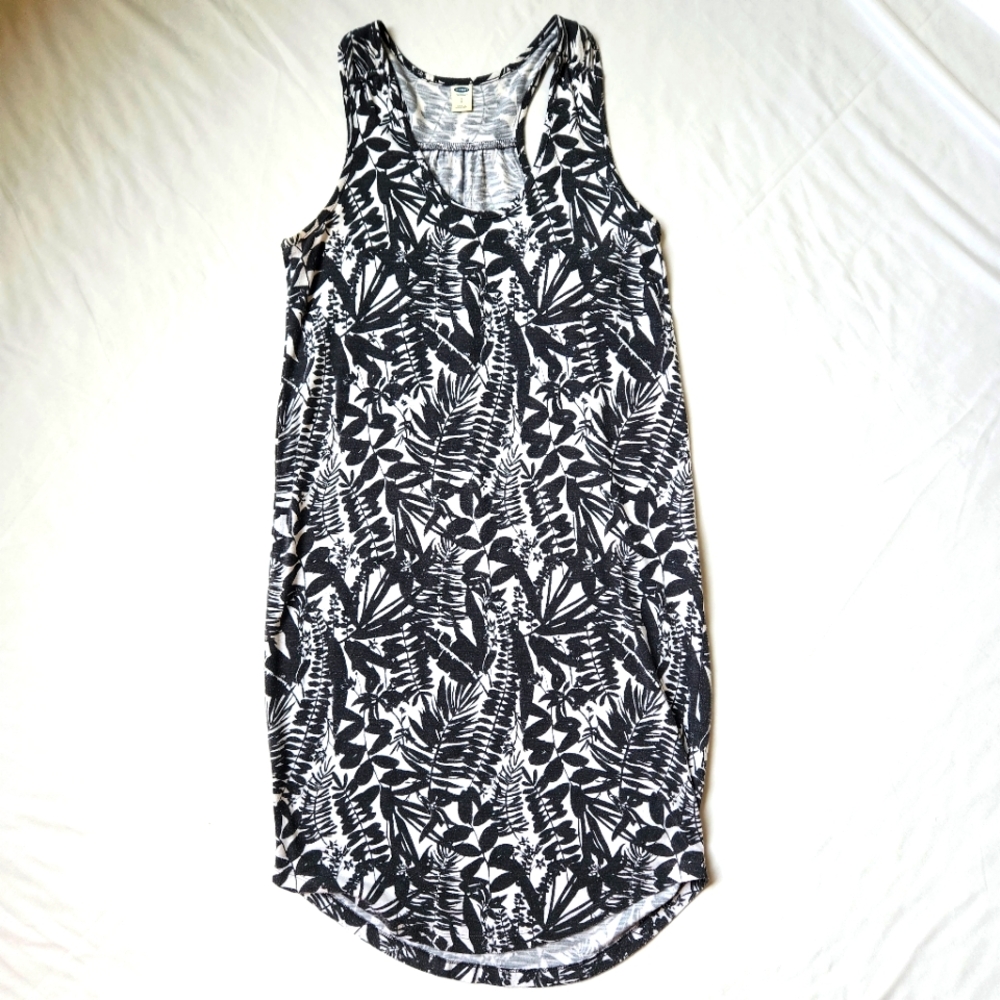 Old Navy Black & White Leaf Print Casual Dress Size S